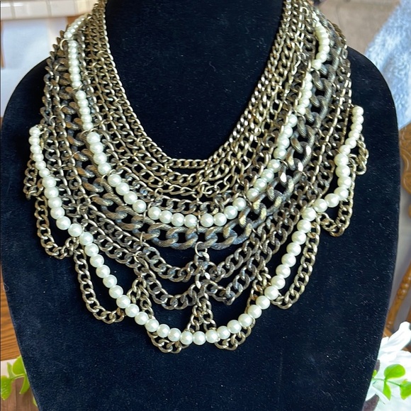 BaubleBar Gold and Cream Statement Necklace - Picture 1 of 4